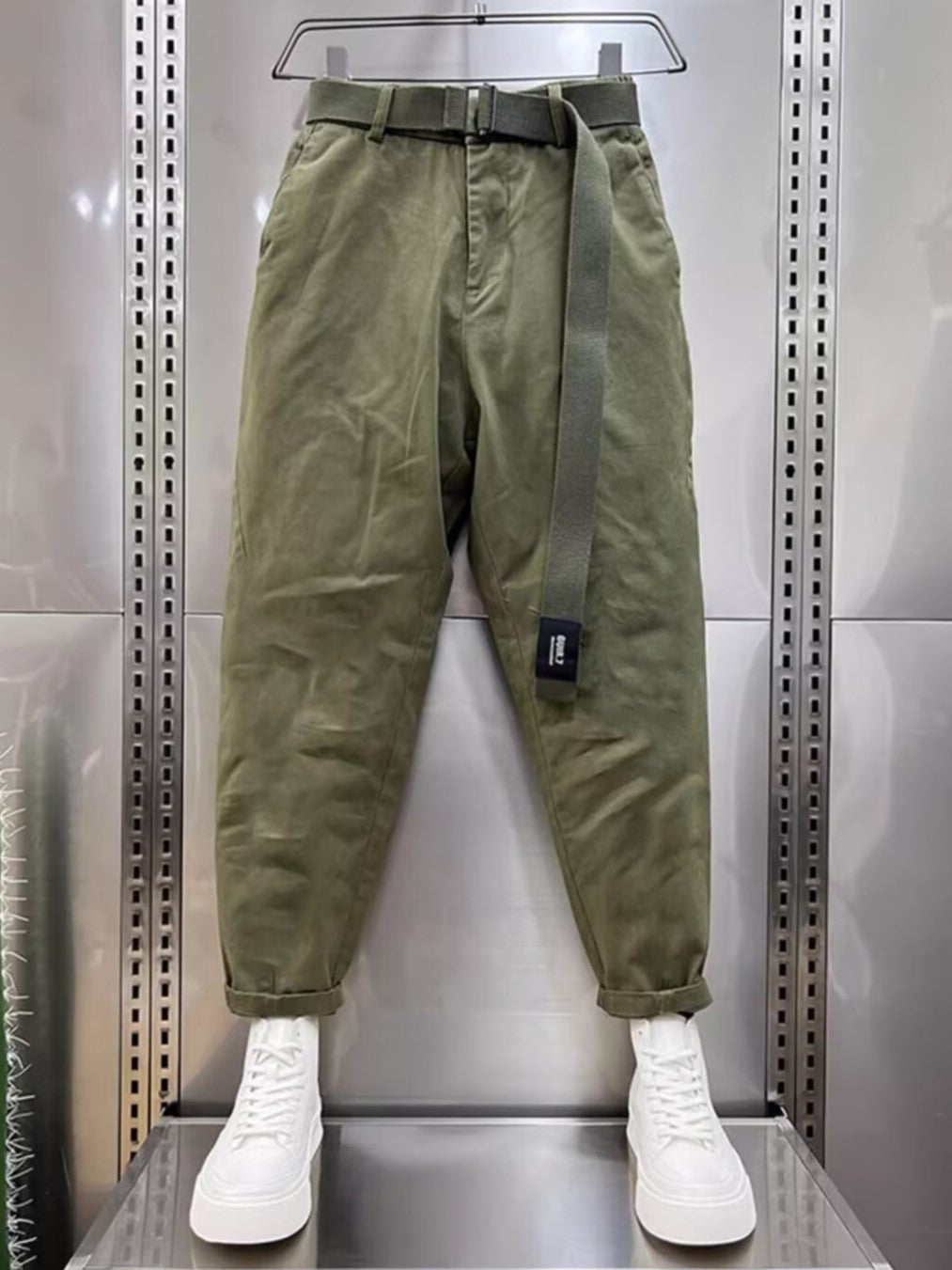 Iacopo™ - Elegante und Bequeme Freizeit-Hose mit Gürtel für Komfort und Raffinesse